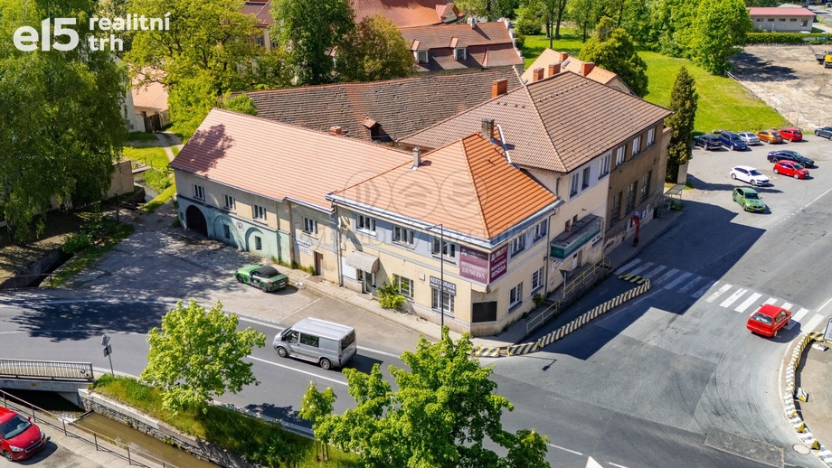 Prodej činžovního domu 1 120 m², Liběchov