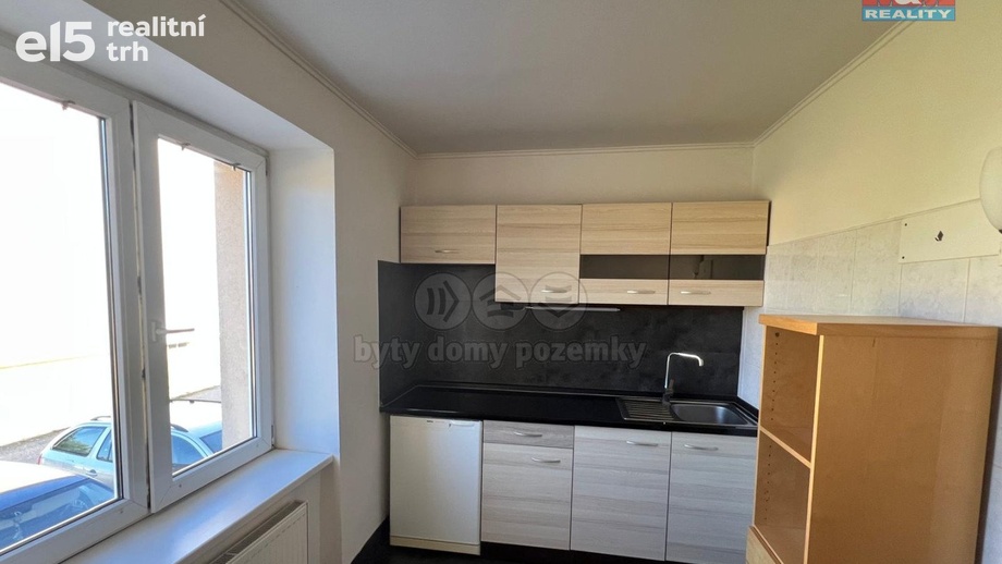 Pronájem byty 1+1, 27 m² - Beroun-Město