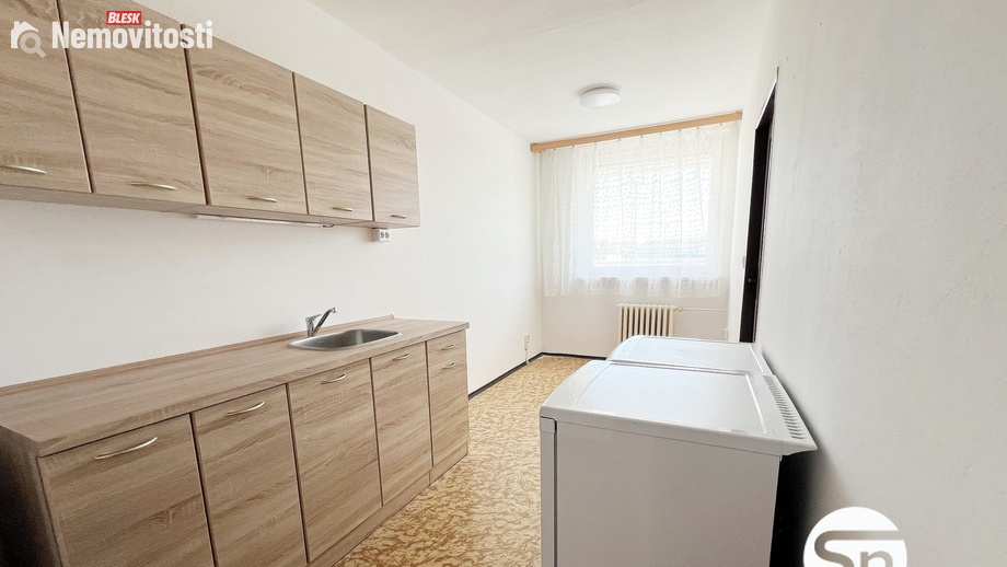 Pronájem bytu 3+1 70 m², Králův Dvůr