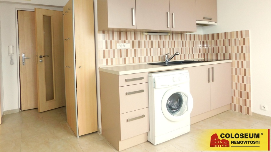 Pronájem bytu 1+1 34 m², Znojmo