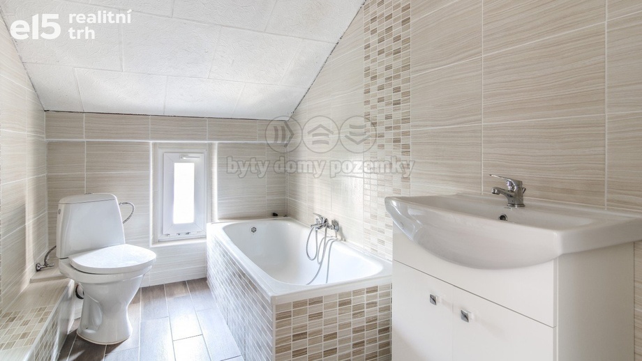 Pronájem bytu 2+kk 42 m², Lovosice