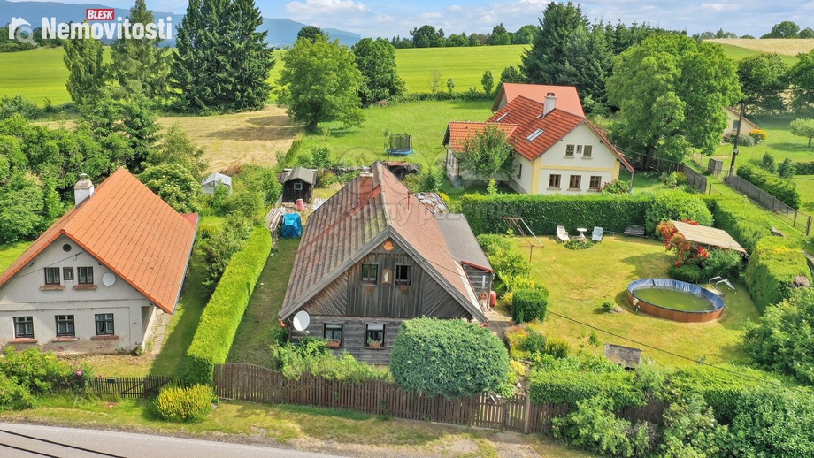 Prodej rodinného domu 200 m², Třebihošť