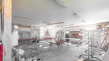 Pronájem výrobního prostoru 630 m², Davle