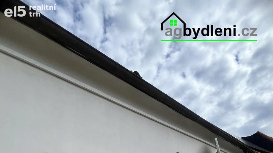 Pronájem byty 1+kk, 28 m² - Město Touškov