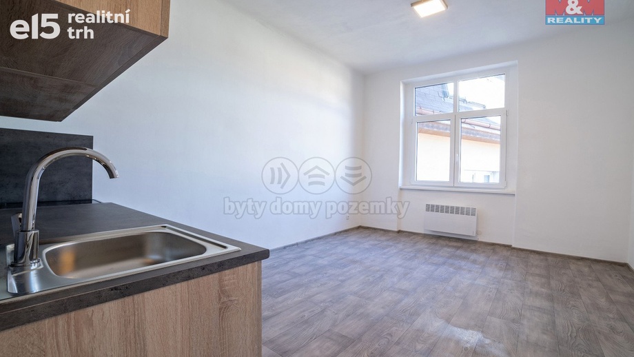 Pronájem byty 1+1, 42 m² - Sokolov