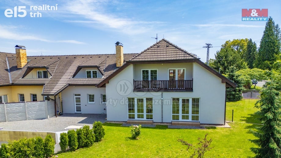 Prodej rodinné domy, 340 m² - Popovičky