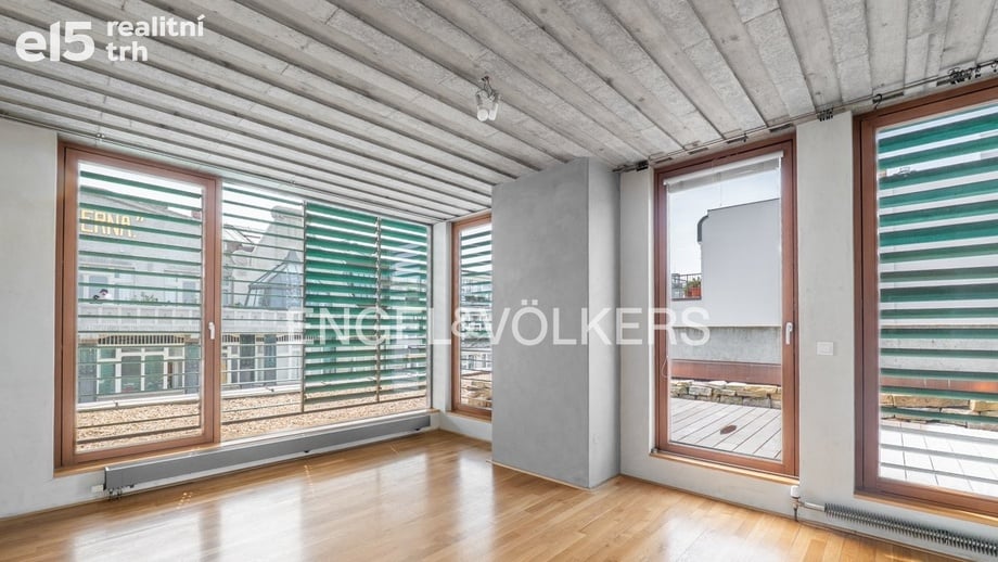 Pronájem byty 2+kk, 75 m² - Praha - Nové Město
