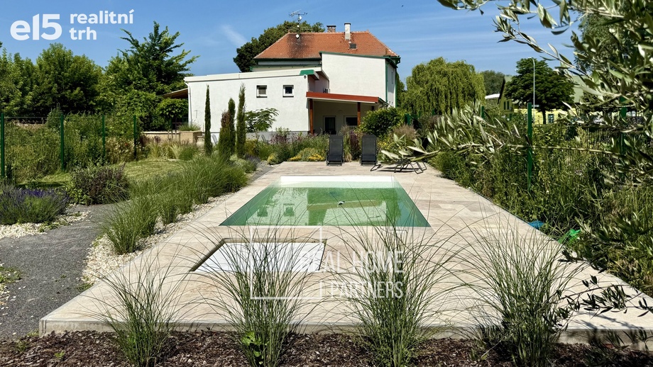 Prodej nemovitosti pro ubytování 359 m², Březí