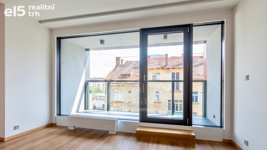 Pronájem byty 1+kk, 37 m² - Praha - Holešovice