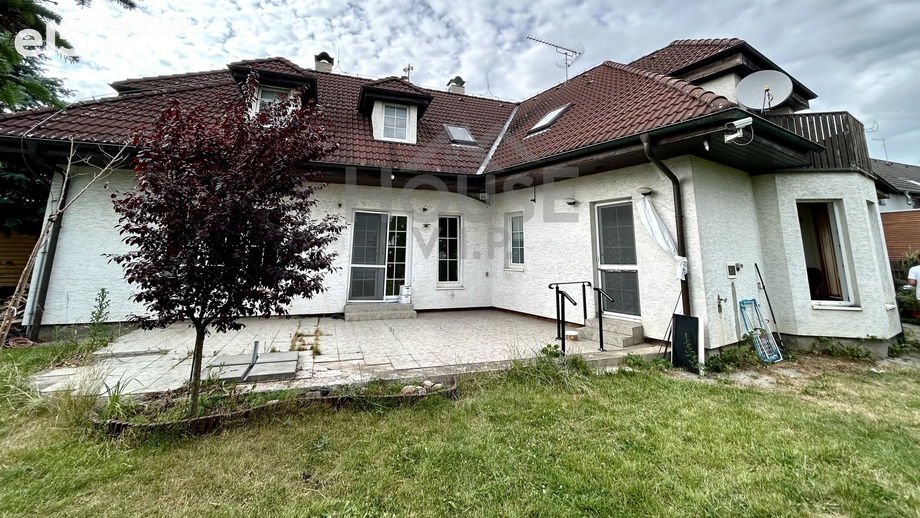 Prodej vila, 310 m² - Zeleneč