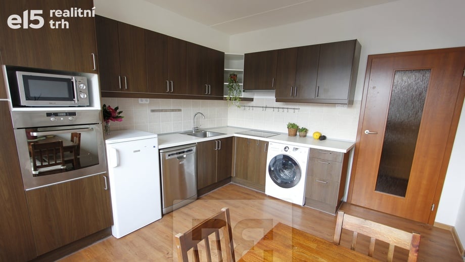 Pronájem byty 1+1, 38 m² - Praha - Lhotka