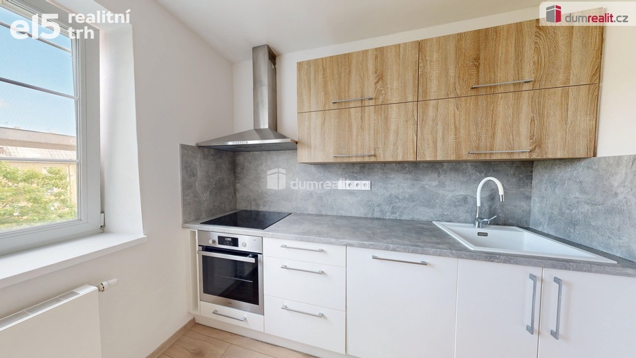 Pronájem byty 3+1, 77 m² - Opava - Předměstí