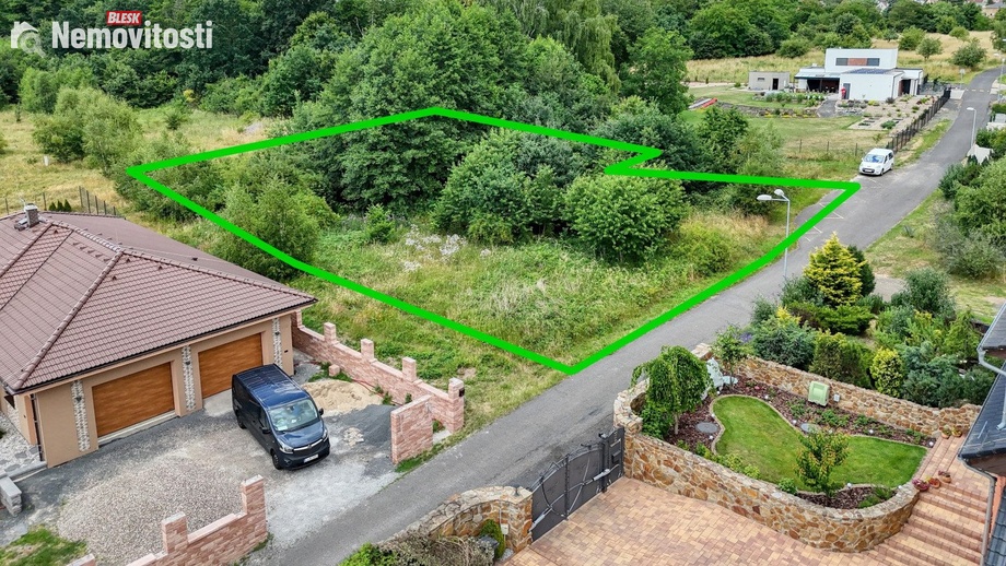 Prodej stavebního pozemku 1 902 m², Krupka