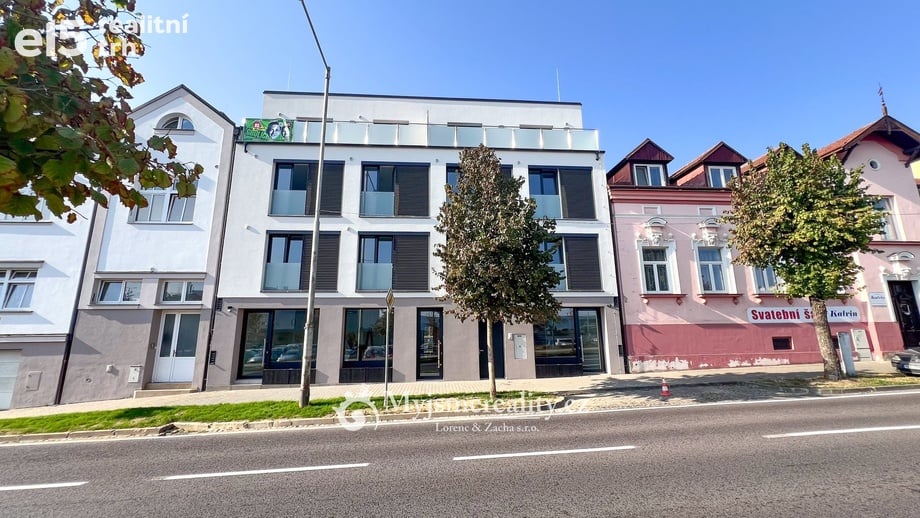 Pronájem byty 2+kk, 40 m² - Znojmo