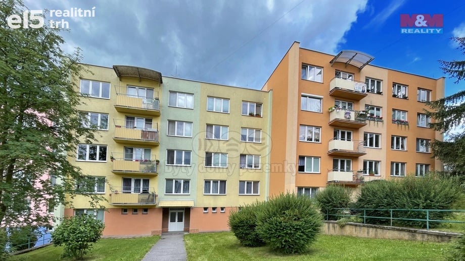 Pronájem byty 2+1, 65 m² - Borovany