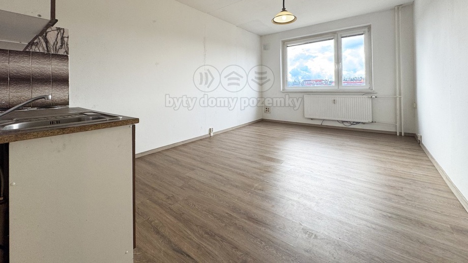 Pronájem bytu 1+kk 25 m², Karlovy Vary - Rybáře