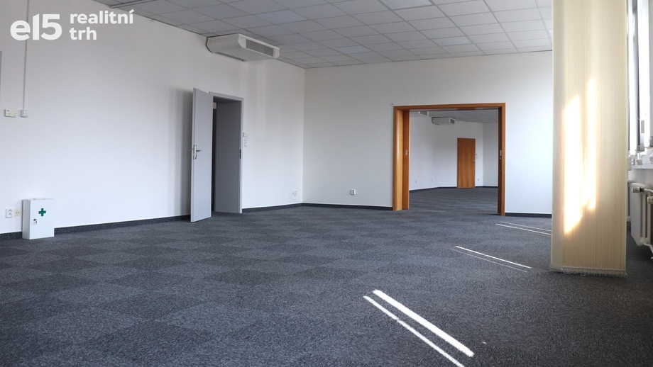 Pronájem kanceláře, 79 m² - Brno-město