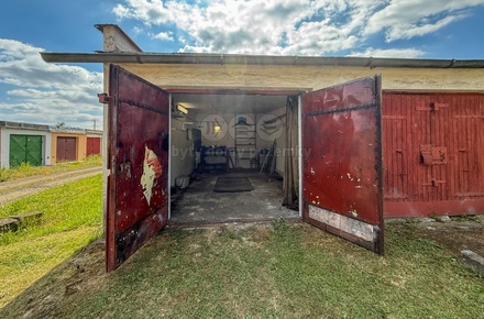 Prodej garáže 22 m², Most