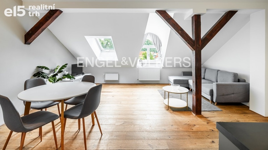 Prodej byty 2+kk, 55 m² - Praha - Karlín