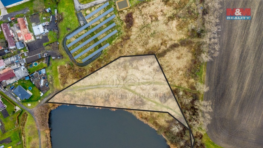 Prodej komerčního pozemku 7 406 m², Kosořice