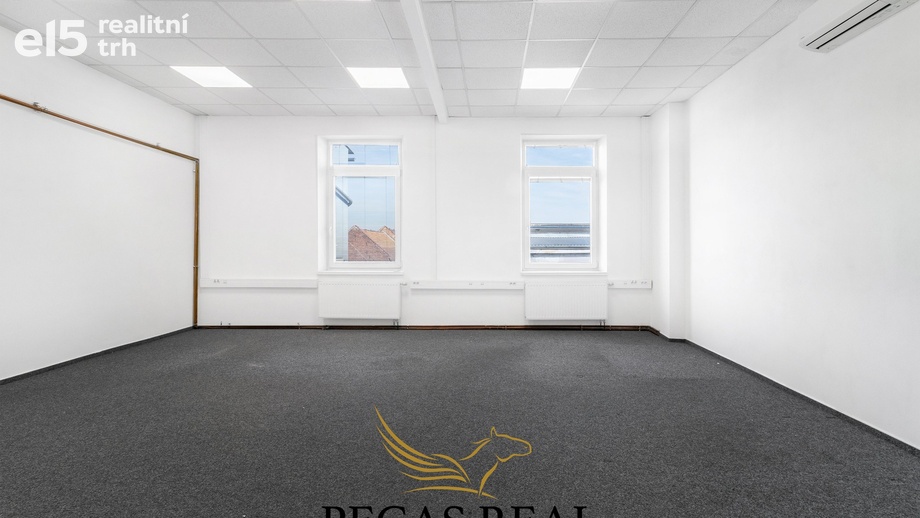 Pronájem kanceláře, 39 m² - Brno - Horní Heršpice