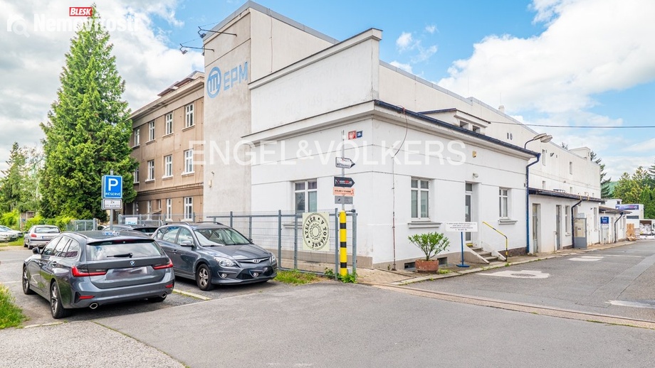 Pronájem kanceláře 65 m², Praha - Modřany