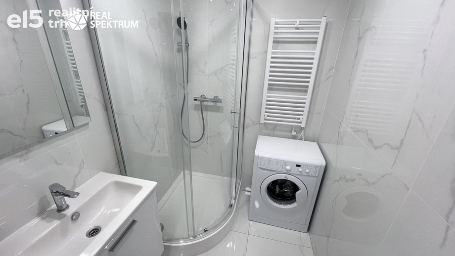 Pronájem byty 2+1, 60 m² - Brno - Kohoutovice