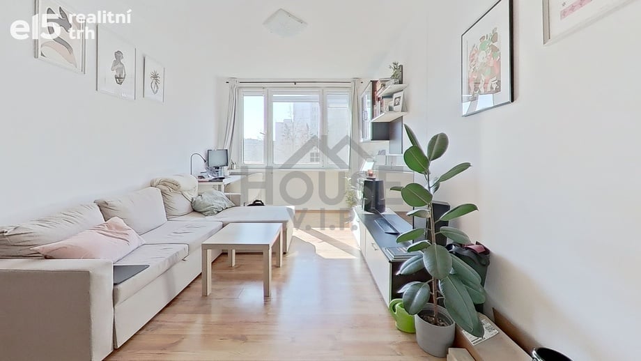 Prodej byty 2+kk, 39 m² - Praha - Prosek
