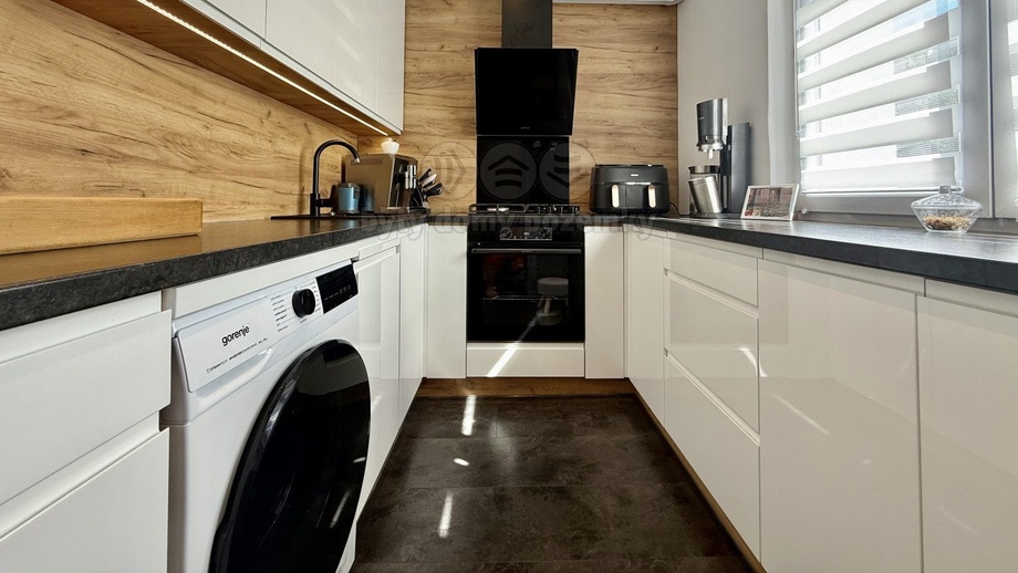 Prodej bytu 3+1 57 m², Karviná - Mizerov