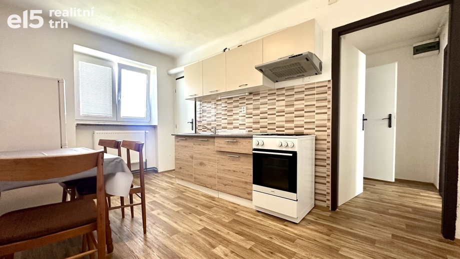 Pronájem byty 2+1, 57 m² - Bor