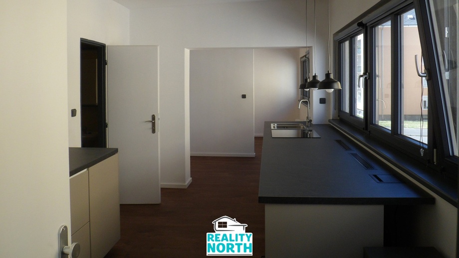 Pronájem bytu 2+kk 62 m², Ústí nad Labem - Střekov