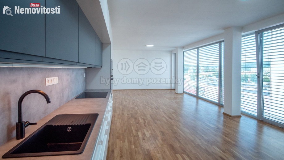 Prodej bytu 3+kk 99 m², Zlín