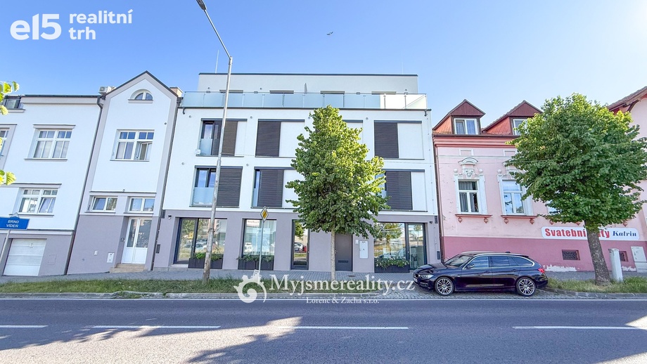 Pronájem byty 1+kk, 34 m² - Znojmo