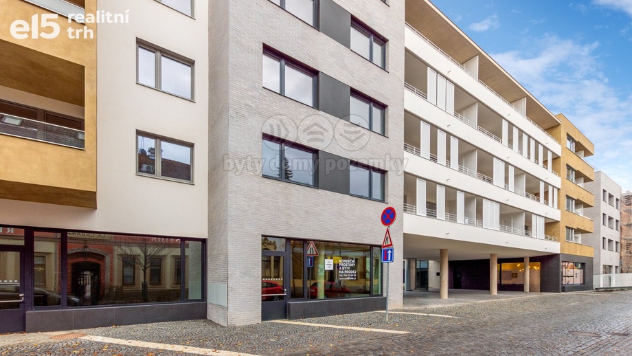 Pronájem byty 2+kk, 57 m² - Pardubice - Zelené Předměstí