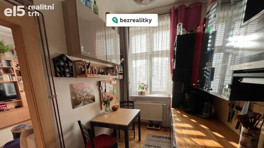 Prodej byty 1+1, 39 m² - Praha - Nusle