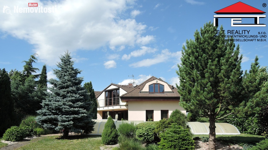 Prodej rodinného domu 244 m², Křenice