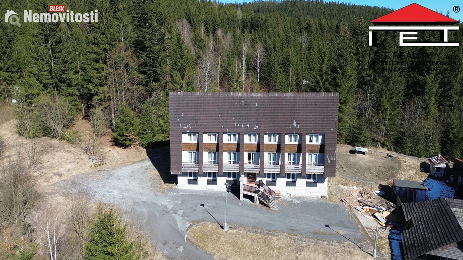 Prodej restaurace 1 117 m², Bílá