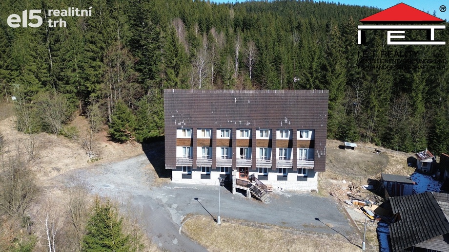 Prodej restaurace 1 117 m², Bílá