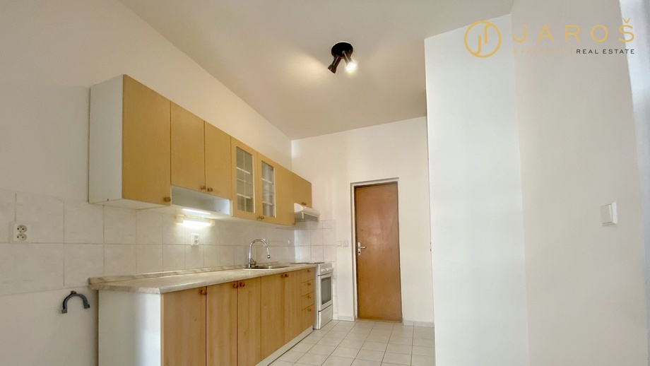 Pronájem bytu 2+1 46 m², Klášterec nad Ohří