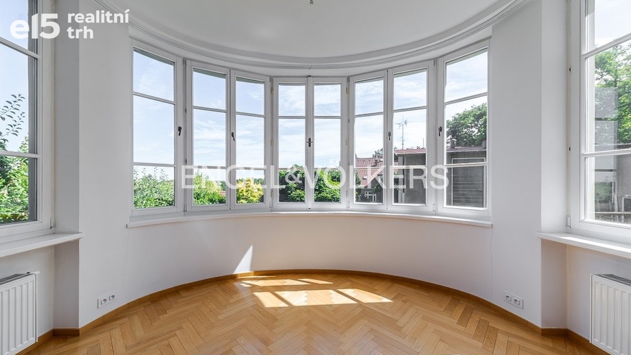 Pronájem bytu 4+kk 145 m², Praha