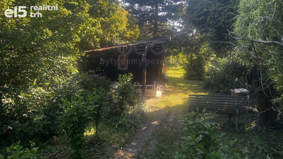 Prodej pozemky - zahrady, 946 m² - Šlapanice