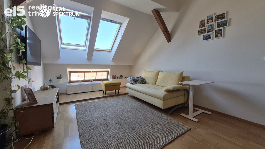 Pronájem bytu 2+kk 83 m², Brno-město