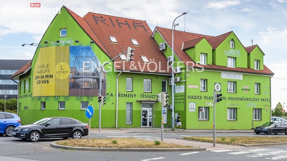 Pronájem kanceláře 253 m², Praha - Štěrboholy