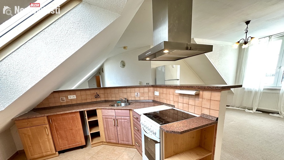 Pronájem bytu 2+kk 75 m², Studánka