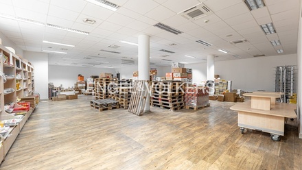 Pronájem obchodního prostoru 624 m², Praha - Nové Město