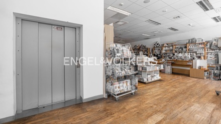 Pronájem obchodního prostoru 624 m², Praha - Nové Město