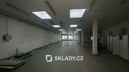 Pronájem obchodního prostoru 300 m², Liberec