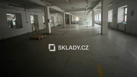 Pronájem obchodního prostoru 300 m², Liberec
