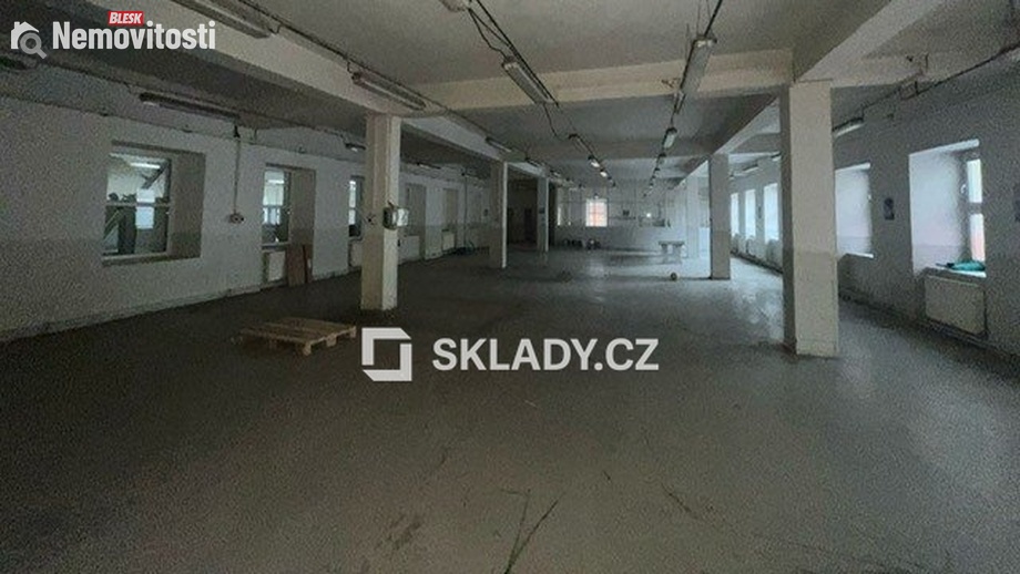 Pronájem obchodního prostoru 300 m², Liberec