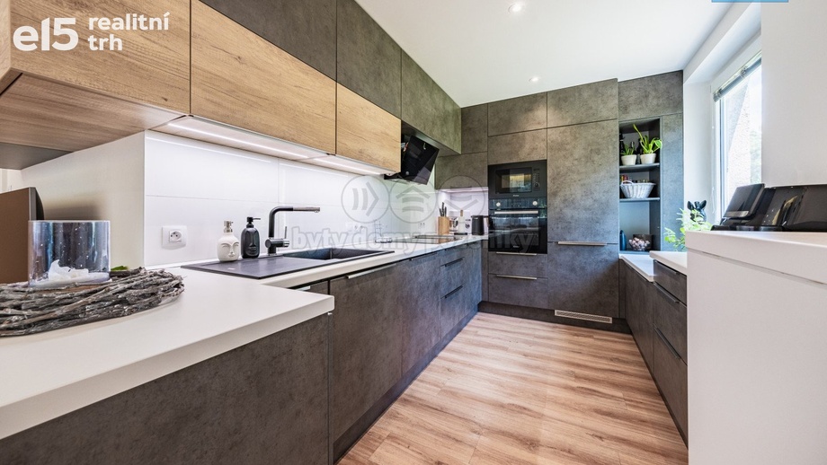 Prodej bytu 3+kk 74 m², Praha